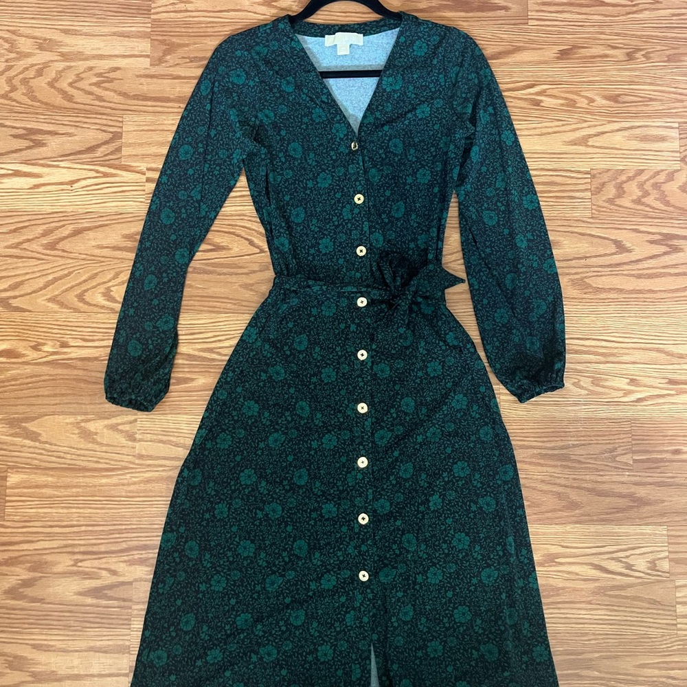 Elegant Green Floral Dress